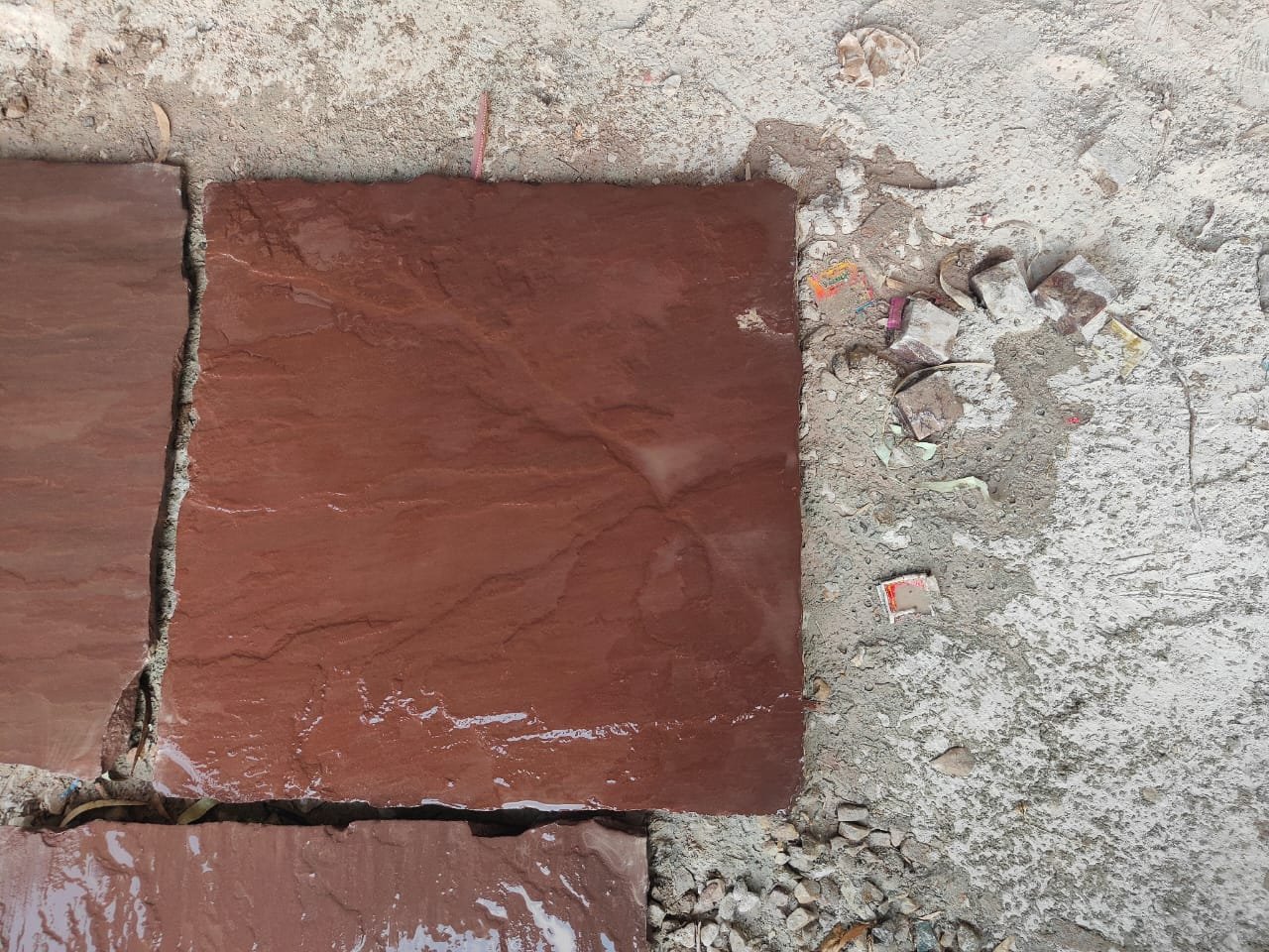 Mandana Stone Red